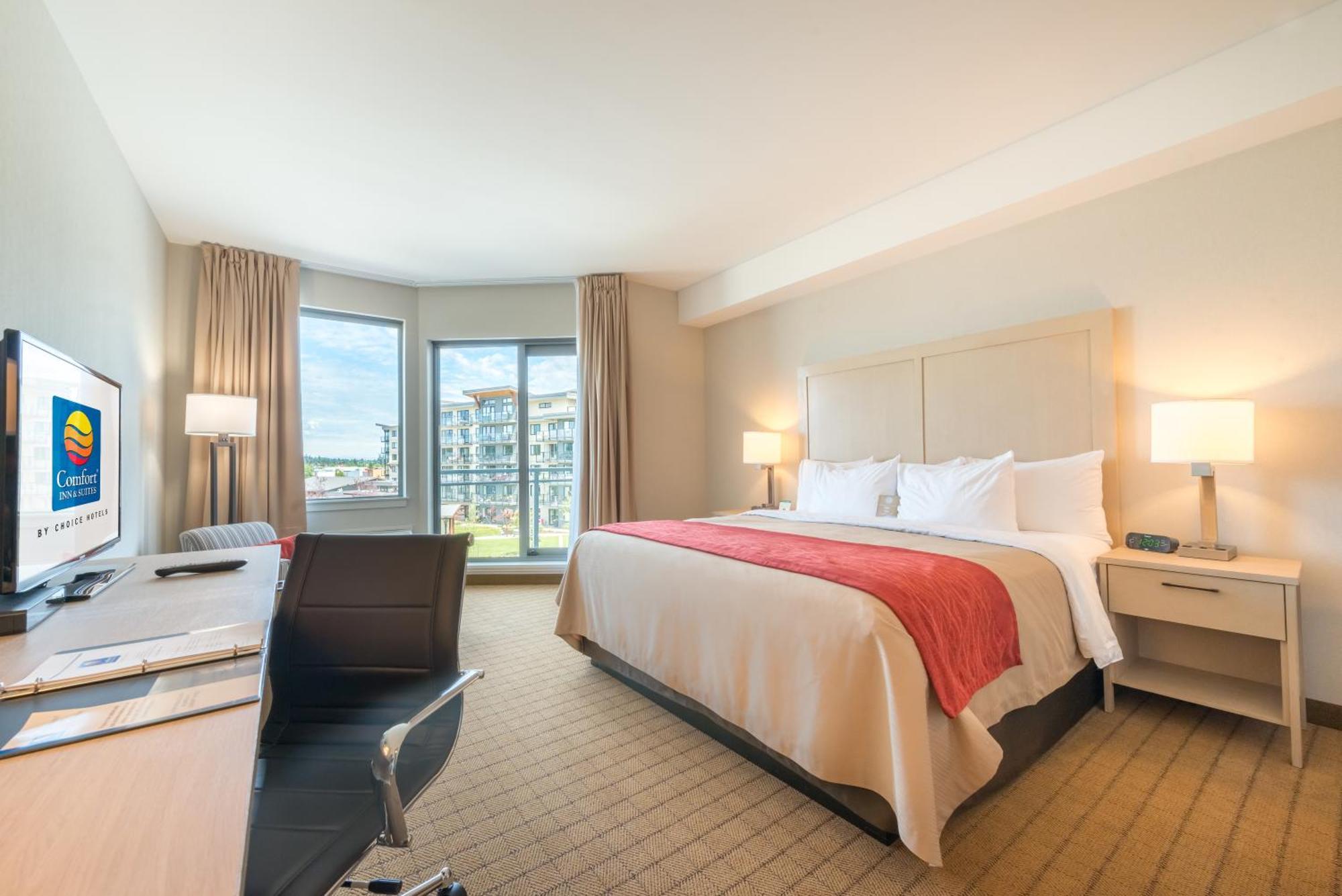 Standard King Room Partial Ocean View,574336770:JPEG
